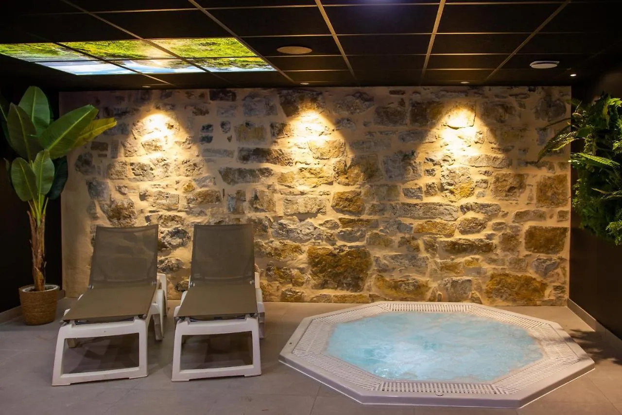 Prázdninový areál Camping Rcn Val De Cantobre
