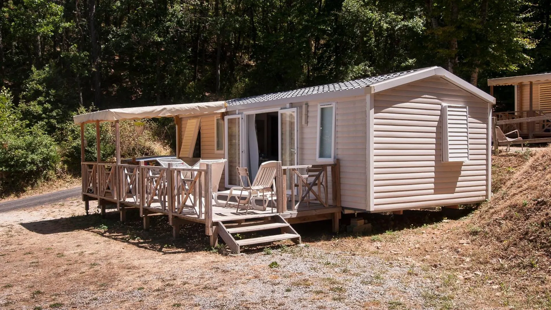 Camping Rcn Val De Cantobre