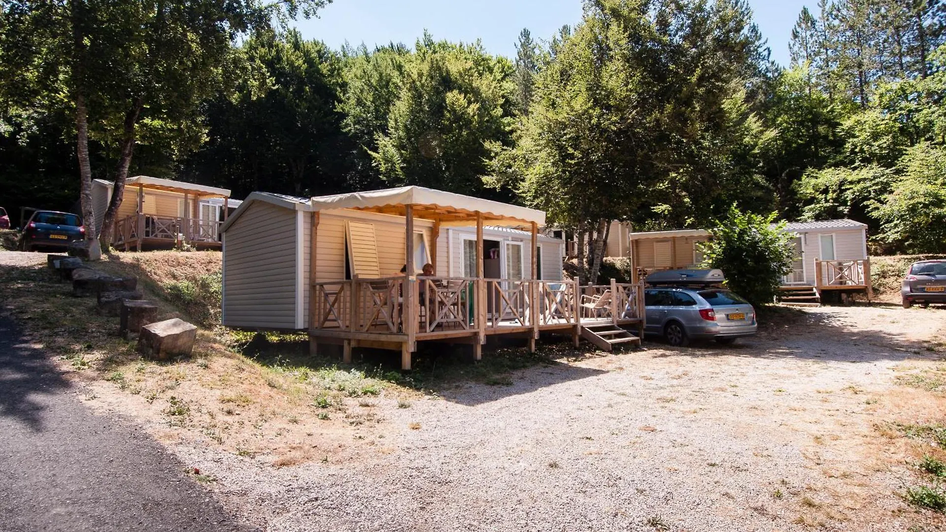 Camping Rcn Val De Cantobre Francie