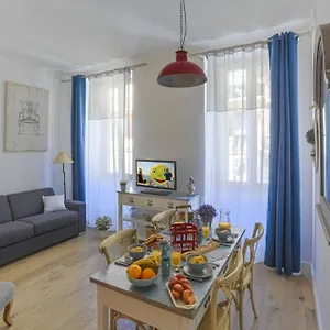studio-next-historical-center-and-port.fr-provencehotel.com/