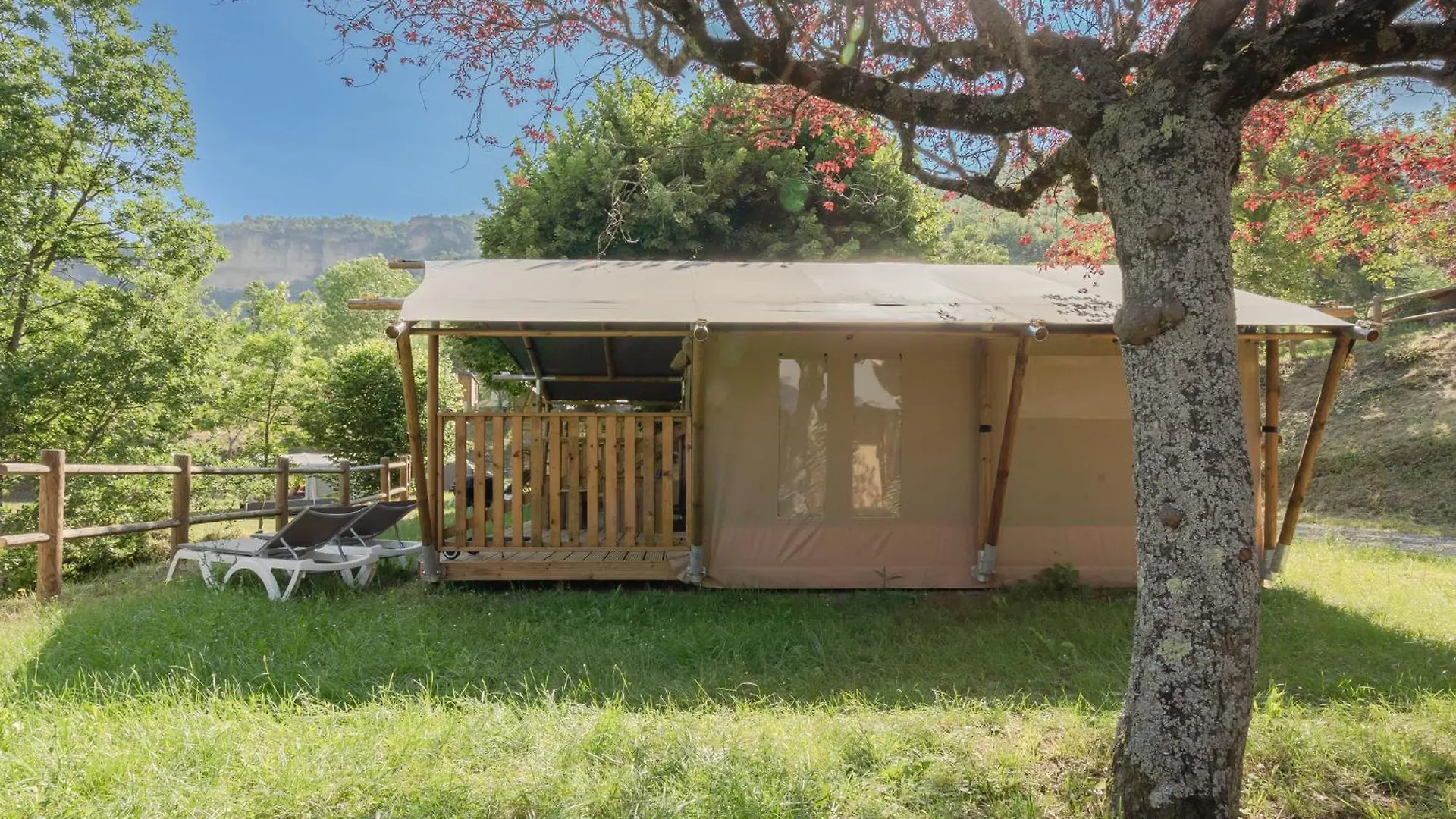 Camping Rcn Val De Cantobre Village de vacances
