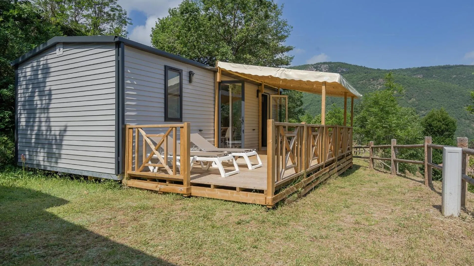 Camping Rcn Val De Cantobre 5*,  France