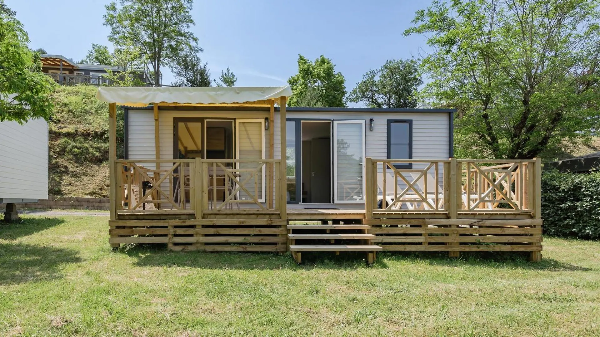 Camping Rcn Val De Cantobre